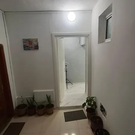 Beni 's Apartamento Sarandë