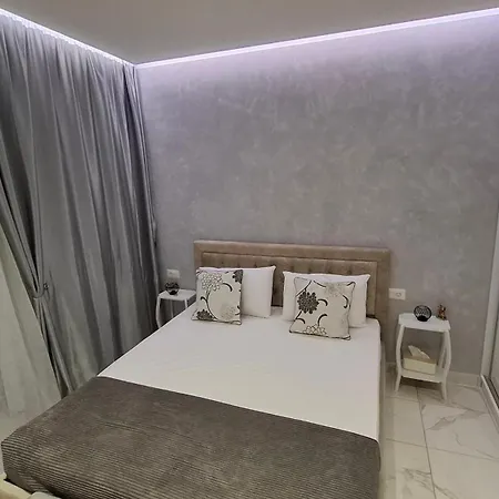 Beni 's Apartamento Sarandë