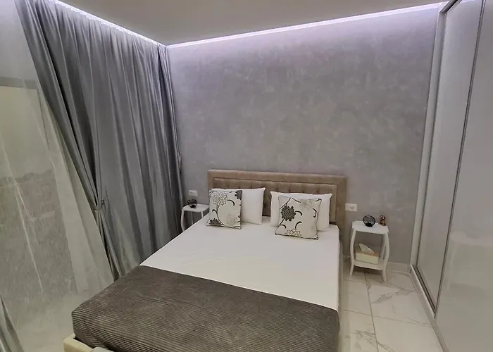 Beni 's Daire Saranda